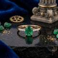 The Royal Emerald Grace Ring - 18k Gold / Ceritfied